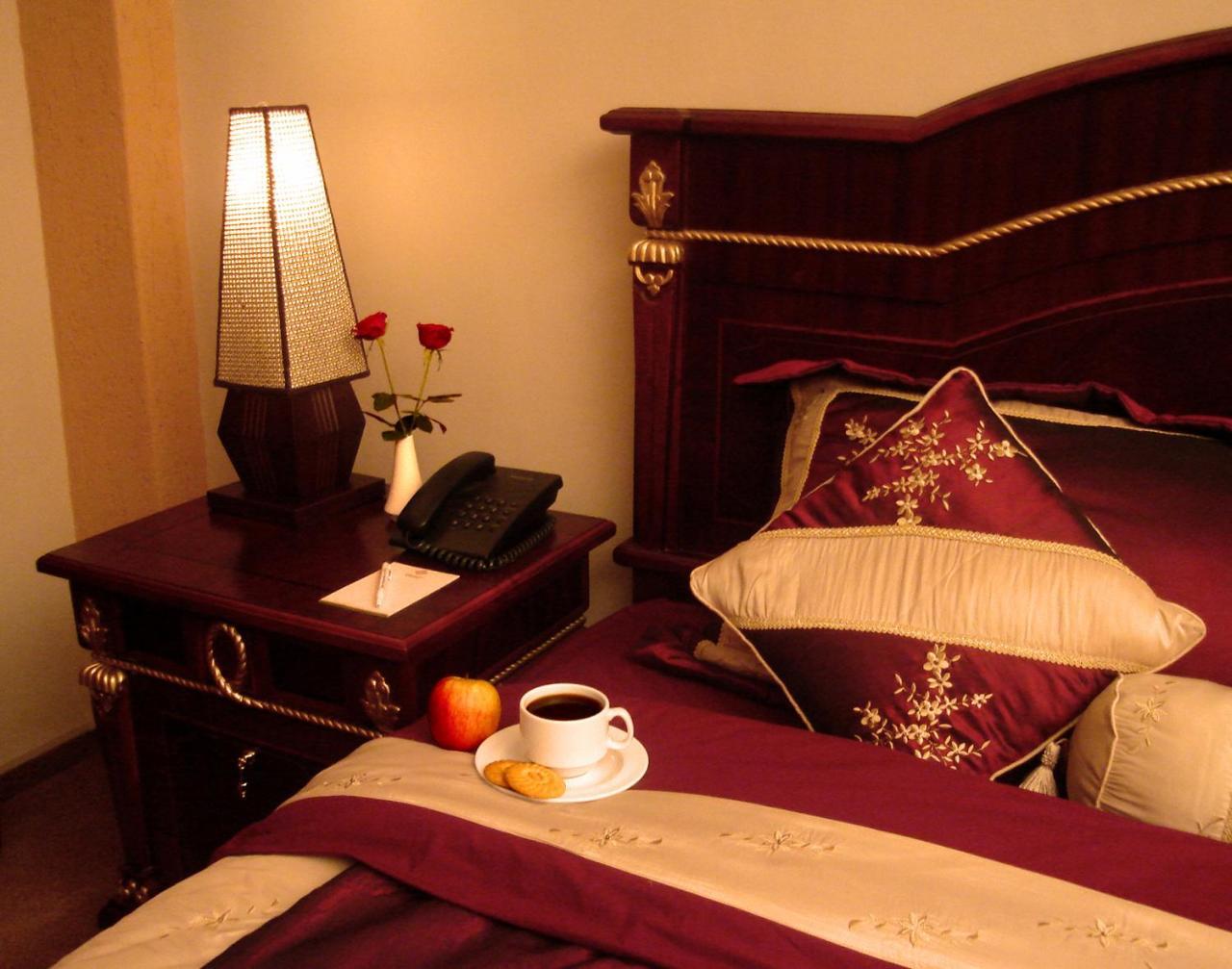 Crossroads Hotel 利隆圭 客房 照片